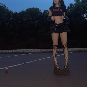 Meet your Posher, Charlize